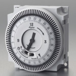 TIME CLOCKS - 24 HOUR, SINGLE CHANNEL PLUG-IN MECHANICAL TIMER